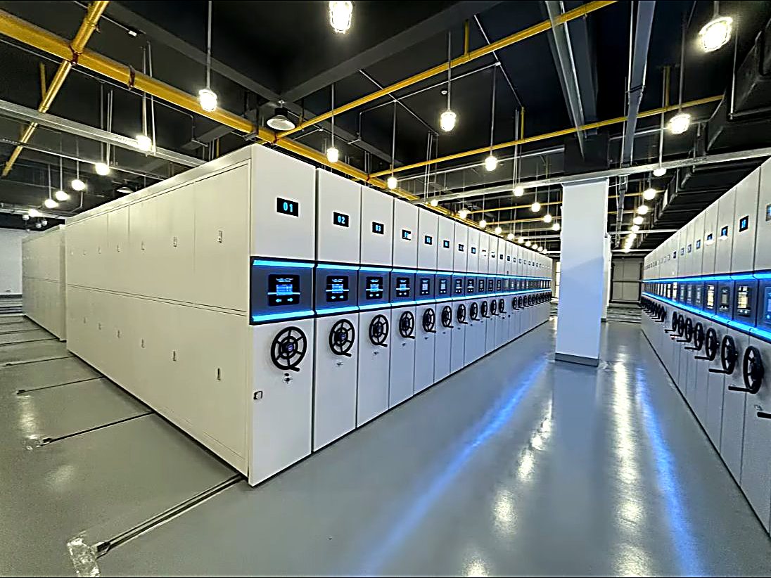 SM-01 aisle control and safety sensors